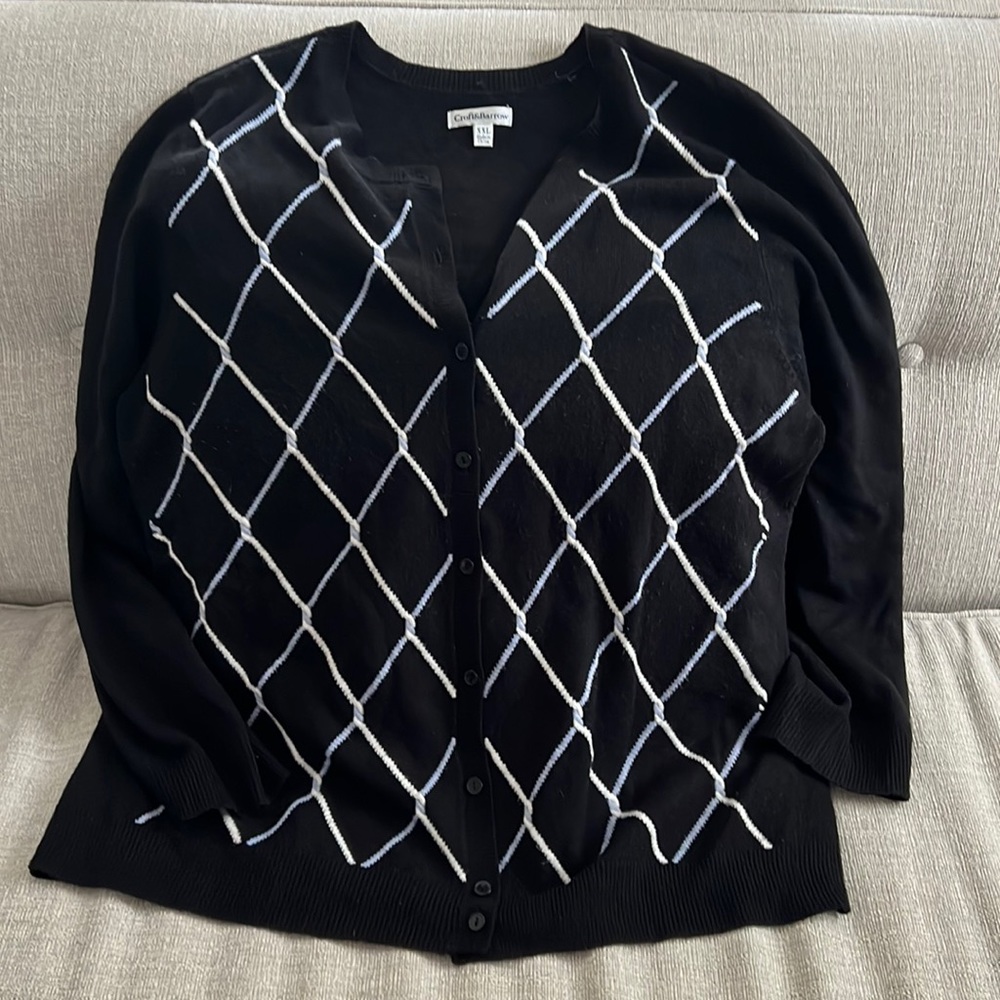 Croft & Barrow black cardigan with white and light blue cabling